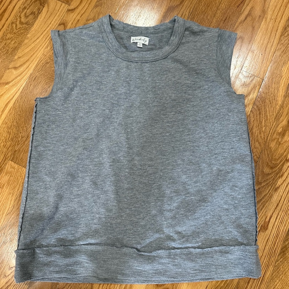 Wonderly Gray Tank Top Sleeveless Crew Neck Small